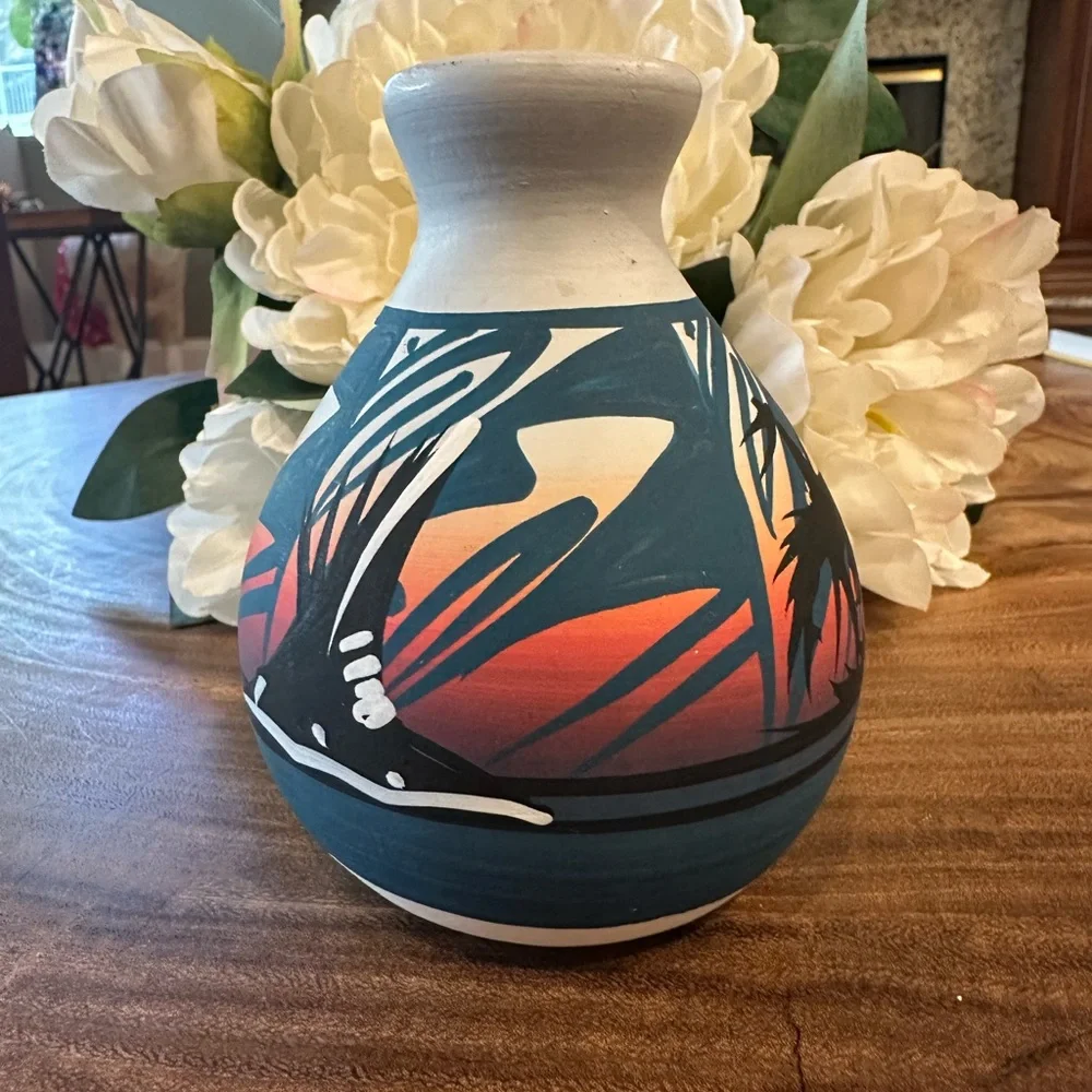 Southwestern Sunset Ceramic Vase – Hand Painted Silhouette Art Pottery Decor